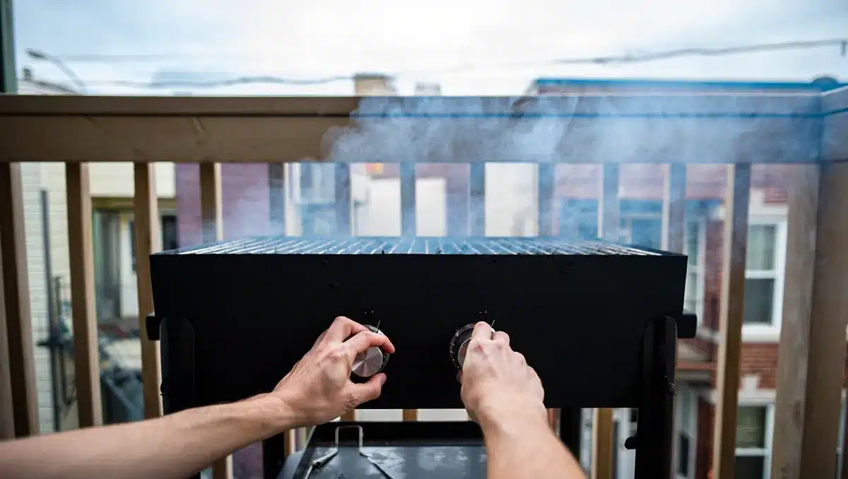 Barbecue en copropriété : quelles règles et autorisations