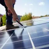 Coût d’installation des panneaux solaires hybrides : tarifs et éléments à prévoir