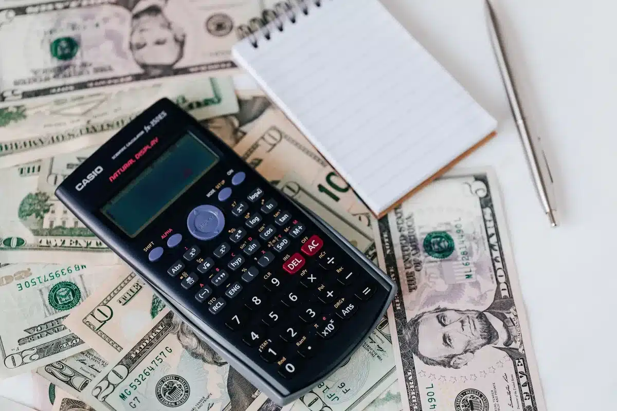 cost budget money calculator