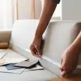 Comment choisir le coussin sur mesure idéal : dimensions et tissus ?