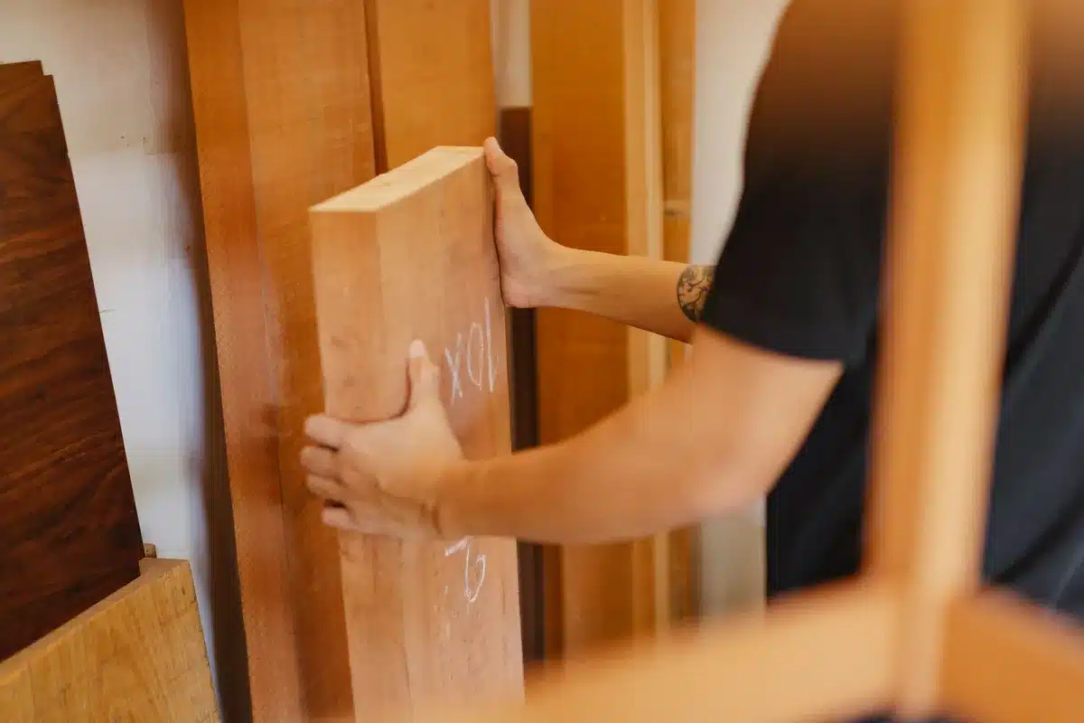Différents types de bois d'ossature et essences utilisés pour la construction