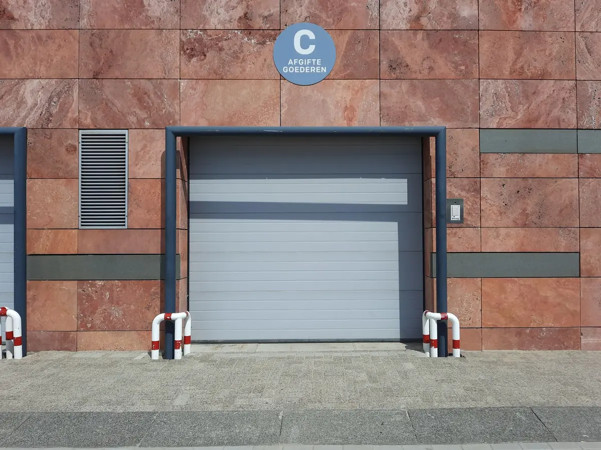Différents types de portes de garage : battante, basculante, sectionnelle