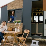 Quel budget prévoir pour une tiny house : prix, coûts et astuces pour économiser ?