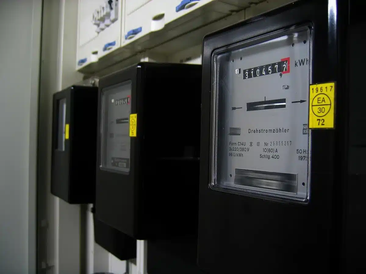 Compteur électrique mesurant la consommation d'énergie d'un logement
