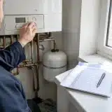 Changer ou réparer son chauffage avant l’hiver : comment décider ?